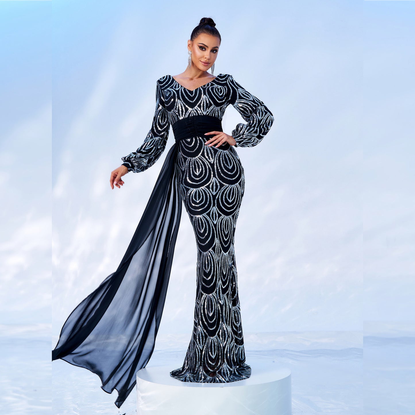 Long Sleeve  Sequined V-neck Banquet party Dress